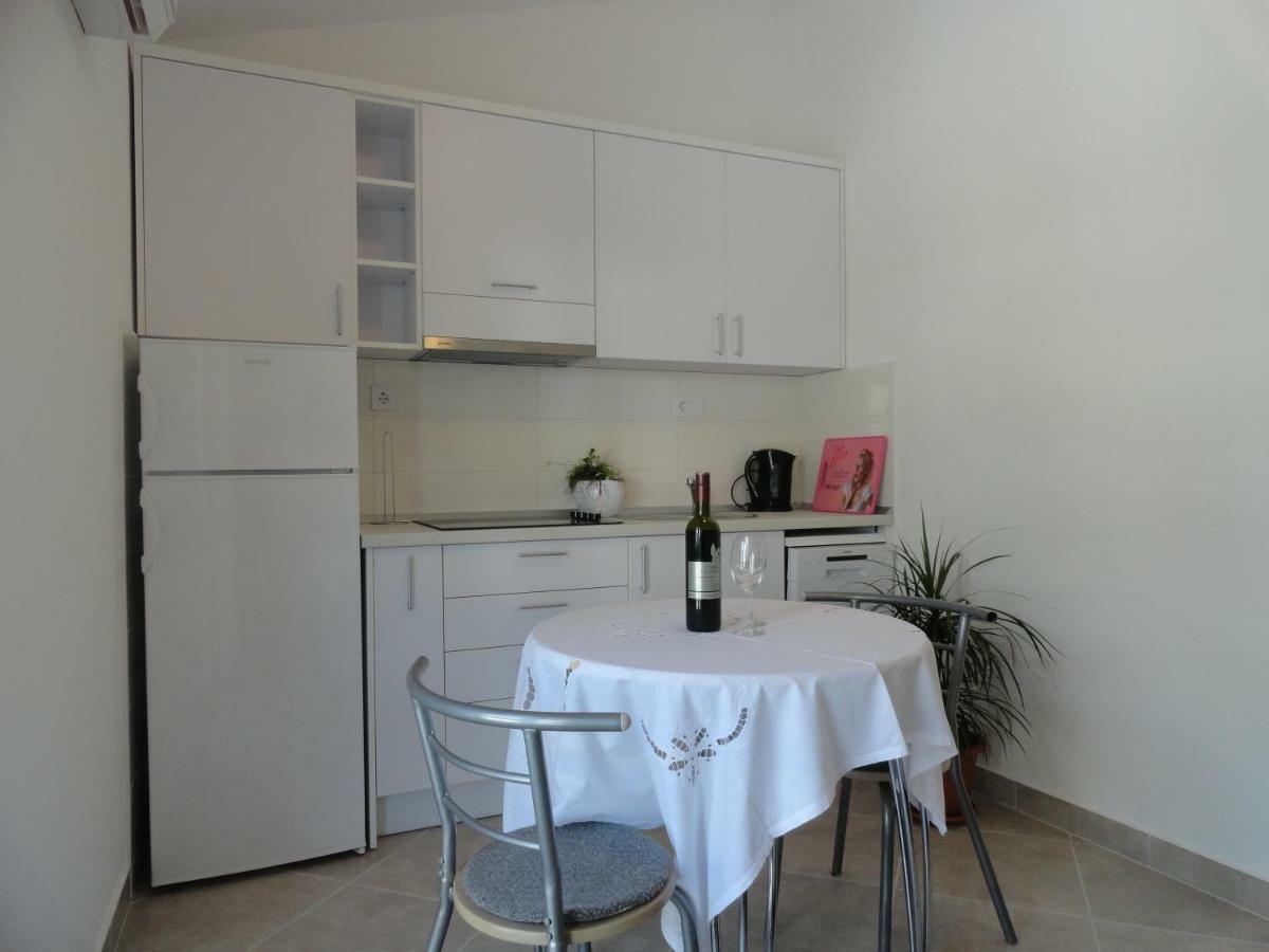 Apartments Anica 2 Makarska Ngoại thất bức ảnh